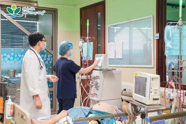 Kỹ thuật lọc máu được triển khai tại khoa Thận và Lọc máu