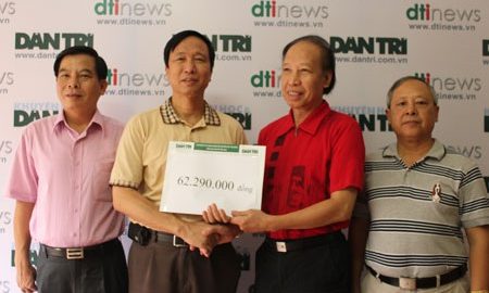 Bệnh viện Nhi Trung ương ủng hộ hơn 62 triệu đồng để xây cầu ở Quảng Bình