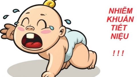 Cảnh giác với nhiễm trùng đường tiết niệu khi bé sốt cao