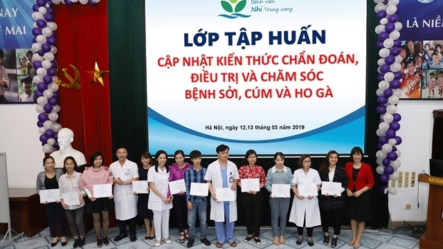 Tập huấn cập nhật kiến thức chẩn đoán, điều trị và chăm sóc trẻ mắc sởi, cúm, ho gà