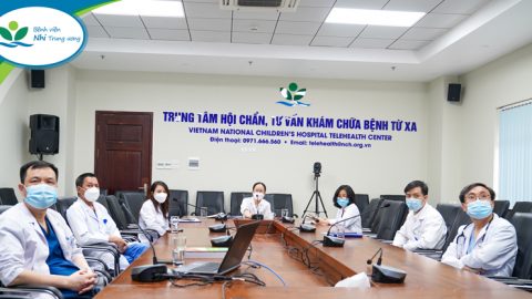 Hội chẩn, tư vấn khám chữa bệnh từ xa 2 ca bệnh suy hô hấp tại Bệnh viện Sản Nhi Ninh Bình