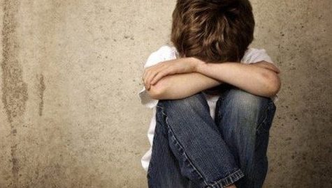 Tự tử ở trẻ vị thành niên – vấn đề đáng báo động