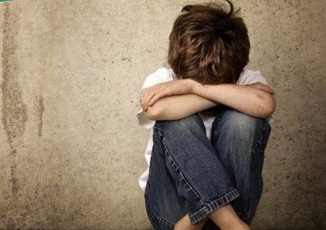 Tự tử ở trẻ vị thành niên – vấn đề đáng báo động