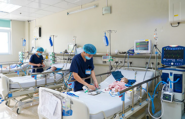 Bệnh viện Nhi Trung ương đảm bảo công tác khám, chữa bệnh và cấp cứu trong dịp nghỉ Lễ 30/4 – 1/5