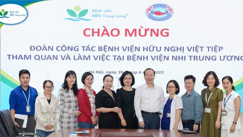 Bệnh viện Hữu Nghị Việt Tiệp đến tham quan, học tập để xây dựng khoa Nhi và đơn nguyên Sơ sinh