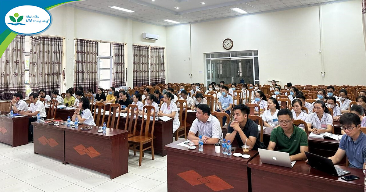 Tập huấn “Cấp cứu nhi khoa cơ bản” góp phần nâng cao chất lượng khám, chữa bệnh tại Bệnh viện Đa khoa tỉnh Cao Bằng