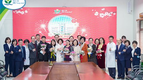 Buổi “Gặp mặt các cán bộ, viên chức, người lao động nghỉ chế độ hưu trí trong năm 2023 Bệnh viện Nhi Trung ương” ấm áp và xúc động