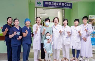 Khó cũng không bỏ cuộc: Các bác sĩ ghép thận thành công cho bệnh nhi suy thận mạn giai đoạn cuối, suy tim trên bệnh nền rối loạn đông máu