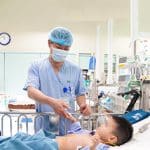 Cập nhật tình hình điều trị của bé trai M.T.A bị tai nạn ở Nam Định: Hiện tại, trẻ hoàn toàn tỉnh táo, sức khỏe ổn định, 100% chi phí điều trị của trẻ được BHYT chi trả