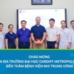 Đón tiếp chuyên gia ngành Vi sinh, Đại học Cardiff Metropolitan (Vương quốc Anh) đến thăm và làm việc: Triển vọng cho hợp tác và phát triển