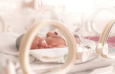 Xu hướng sử dụng và độ an toàn của dexmedetomidine trên trẻ sơ sinh tại đơn vị hồi sức