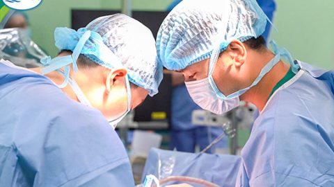 Bước tiến mới trong điều trị bại não: Bệnh viện Nhi Trung ương thực hiện thành công kỹ thuật cắt rễ thần kinh lưng chọn lọc, giúp hồi phục vận động cho bệnh nhi co cứng hai chi dưới