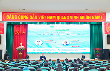 Chuyên gia hàng đầu thế giới chia sẻ tại Bệnh viện Nhi Trung ương về phân tích và đánh giá di truyền trong các trường hợp ngừng tim đột ngột