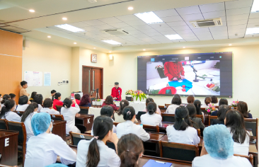Công đoàn Bệnh viện tập huấn “Khéo tay ngày Tết”, trang bị kỹ năng nữ công gia chánh cho cán bộ, nhân viên y tế
