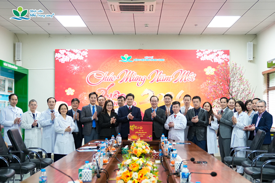 Đoàn công tác Bộ Y tế đến thăm, chúc Tết và kiểm tra công tác trực phục vụ Tết Nguyên đán Bính Ngọ 2026 tại Bệnh viện Nhi Trung ương