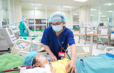 Liên tiếp 3 ca viêm cơ tim tối cấp được can thiệp ECMO (Tim phổi nhân tạo) kịp thời