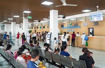 Hơn 500 bệnh nhi đầu tiên được khám miễn phí tại Bệnh viện Nhi Trung ương cơ sở 2 trong ngày khai trương, món quà đặc biệt dành cho trẻ em trong ngày Quốc tế Thiếu nhi