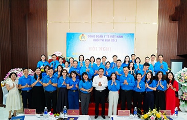 Công đoàn Bệnh viện Nhi Trung ương tham dự Hội nghị sơ kết hoạt động công đoàn 6 tháng đầu năm 2026 của Khối thi đua số 3 - Công đoàn Y tế Việt Nam