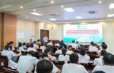 Bệnh viện Nhi Trung ương nâng cao năng lực thực hành y học dựa trên bằng chứng và tư duy phản biện trong kỷ nguyên trí tuệ nhân tạo cùng chuyên gia từ Úc